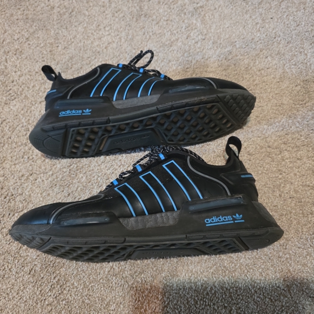 Size 10 - Adidas NMD_V3 Black Pulse Blue